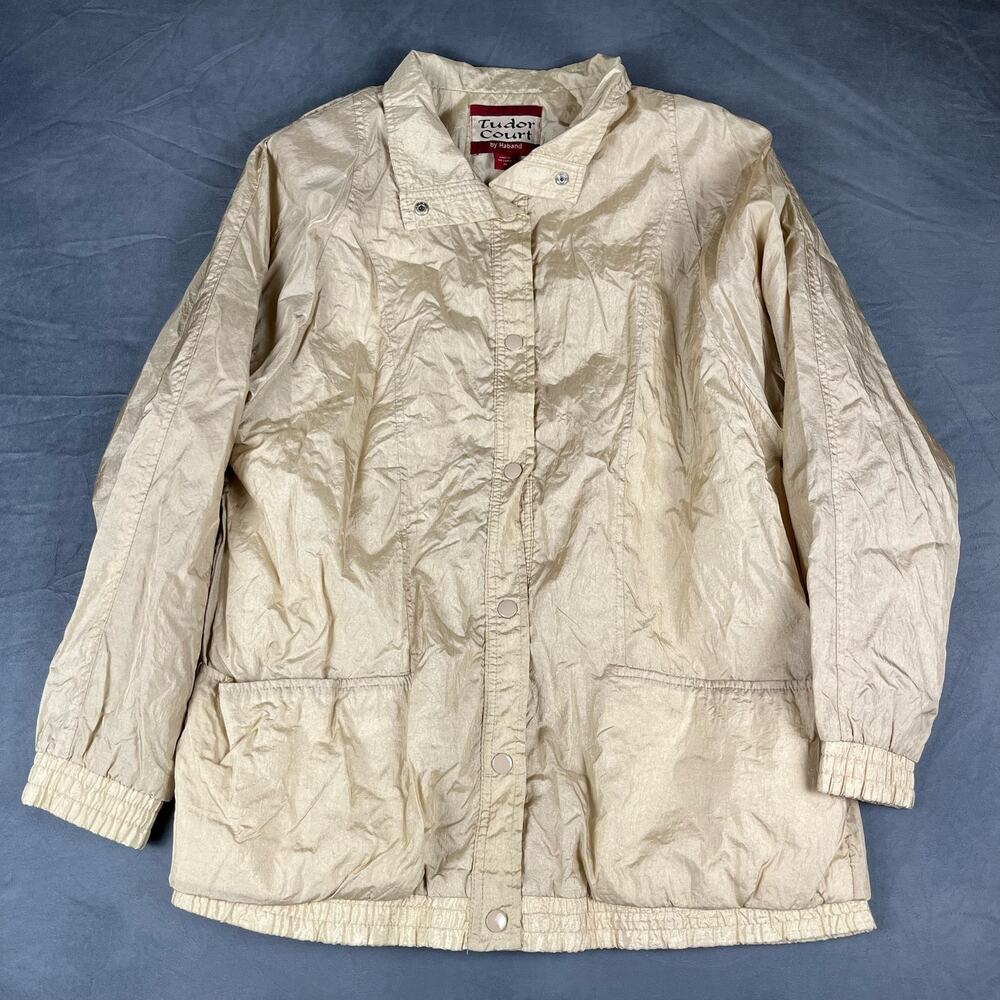 Vintage Tudor Court Windbreaker Haband Shiny Button-Down Lined Dodgeball 80's